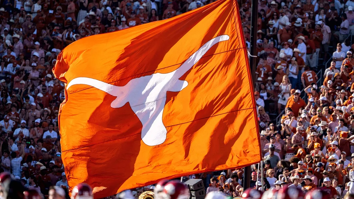 Texas assistant coach arrested on DWI charge in latest distraction for No. 1 Longhorns