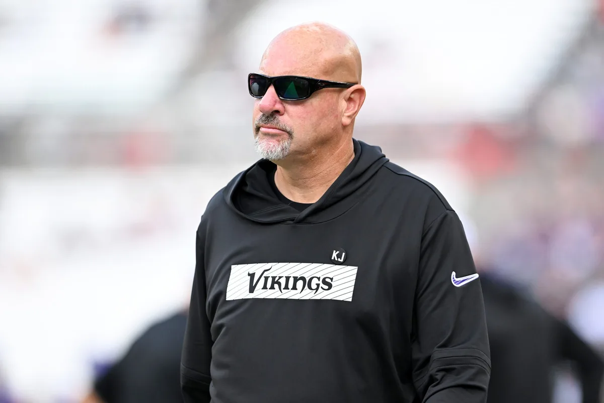 Dallas Cowboys hire longtime coach Mike Pettine amid early season defensive woes