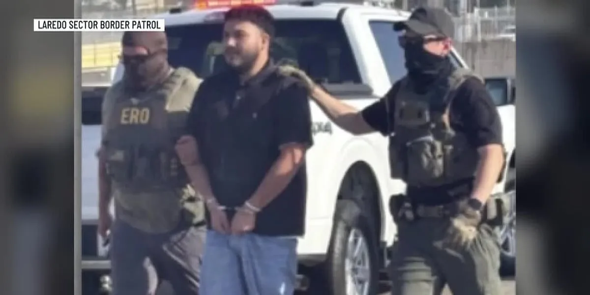 2 murder suspects deported to Mexico after ICE handoff at Laredo border