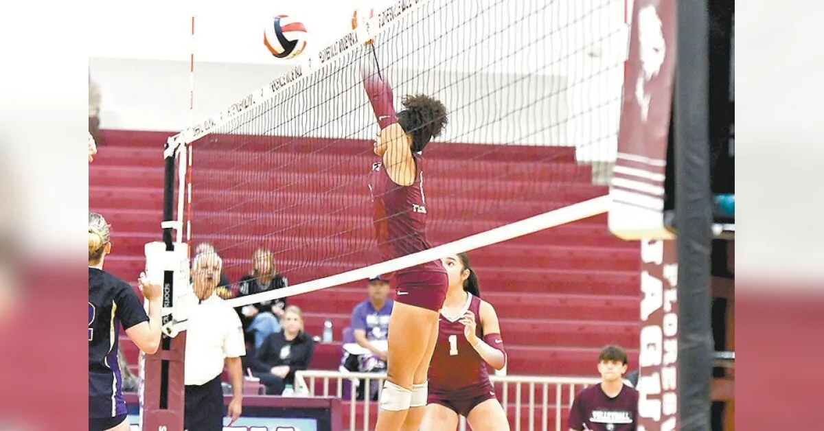 JAGUARS TAKE FIRST DISTRICT WIN OVER NAVARRO