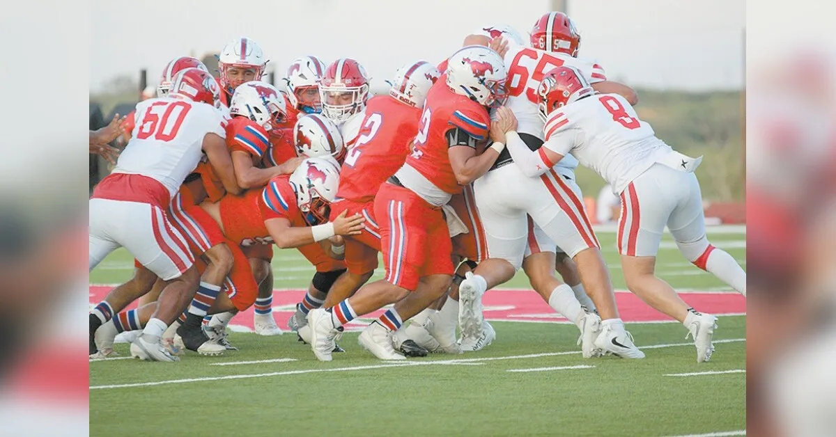 Mustangs show no surrender in home-opening battle