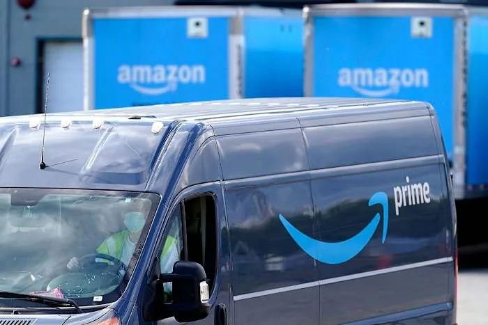 Some Amazon packages may be delayed after woman stole delivery truck in San Antonio, deputies say