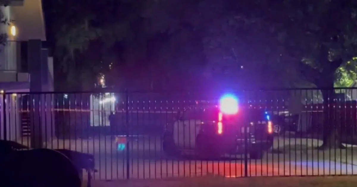 South Austin motel shooting leaves 2 people injured