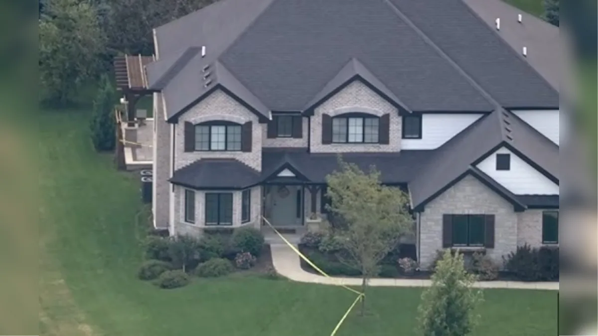 Mother, allegedly 'invested' in Lindsay Clancy trial, charged with murdering 2-year-old child