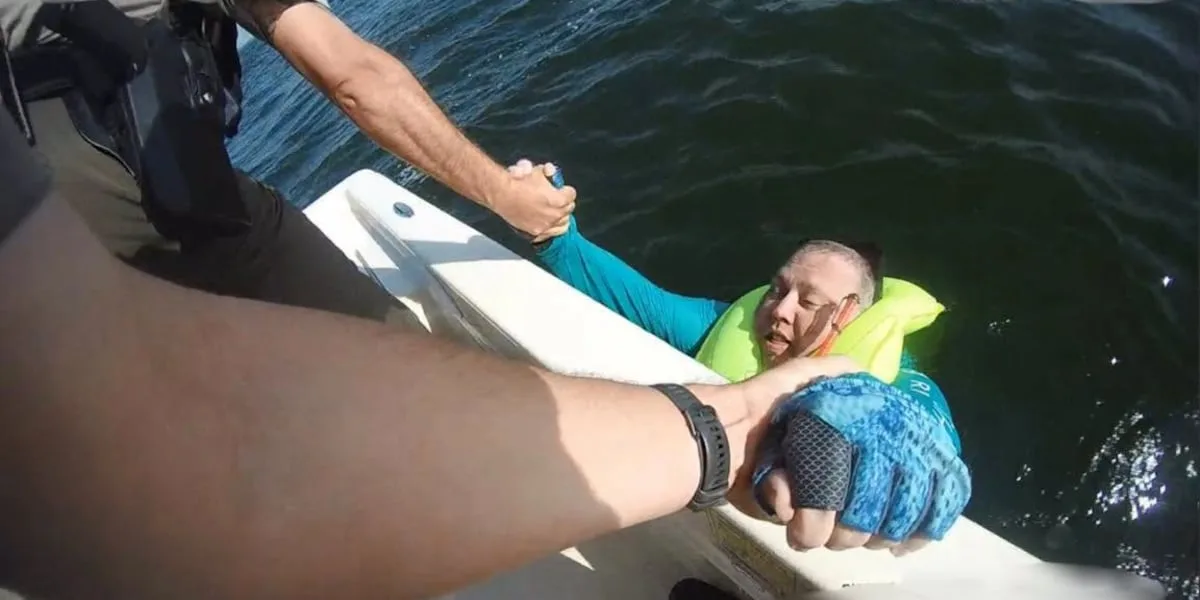 TPWD: Man rescued from Lake Tawakoni after ejection from boat