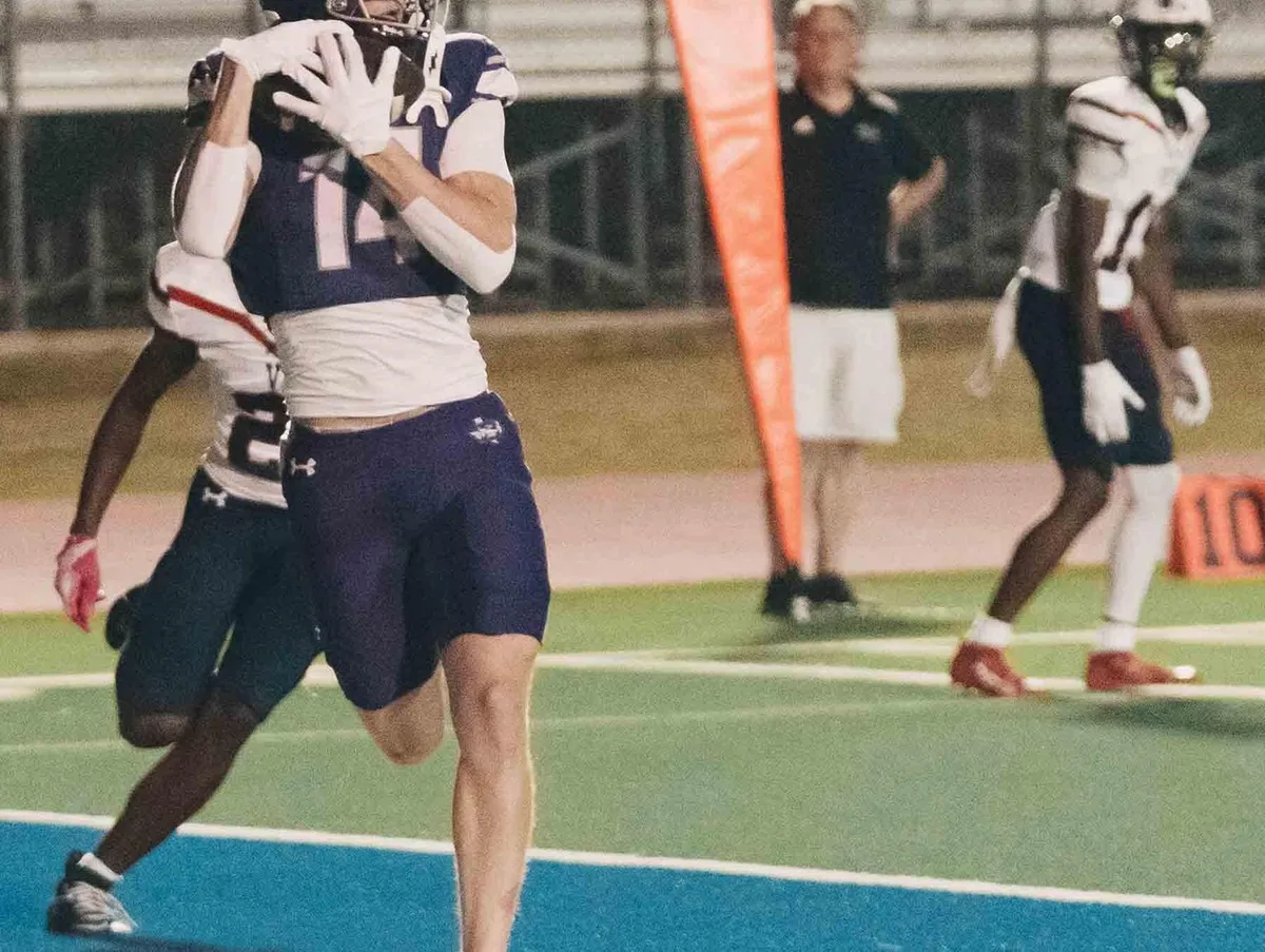Greyhounds finally end game with Veterans Memorial