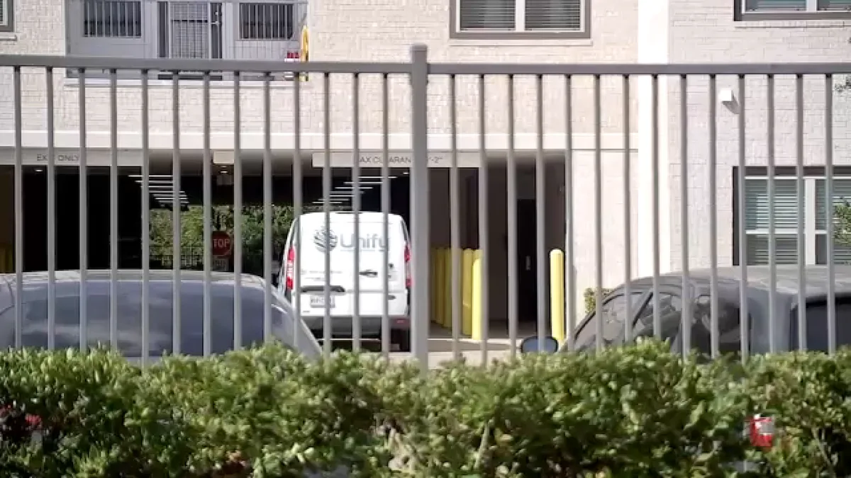'I am ICE': Man accused of impersonating immigration agent after minor west Houston car accident