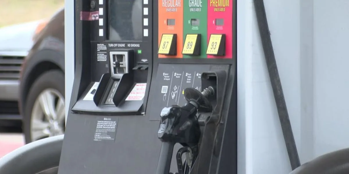 Texas gas prices drop to $3.64 average, but remain 86 cents higher than last year
