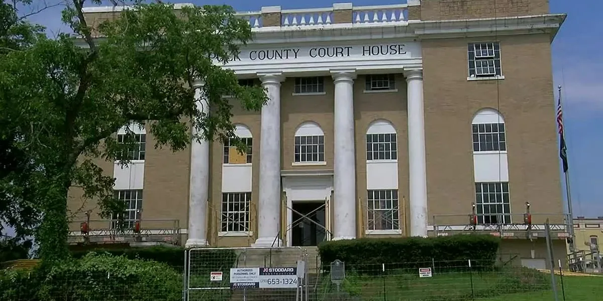 Panel admonishes Polk County judge over COVID-19 vaccine mandate