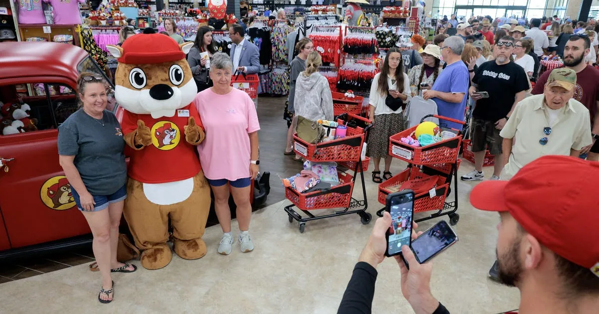 Buc-ee's reveals managers can earn up to $275K without college degree