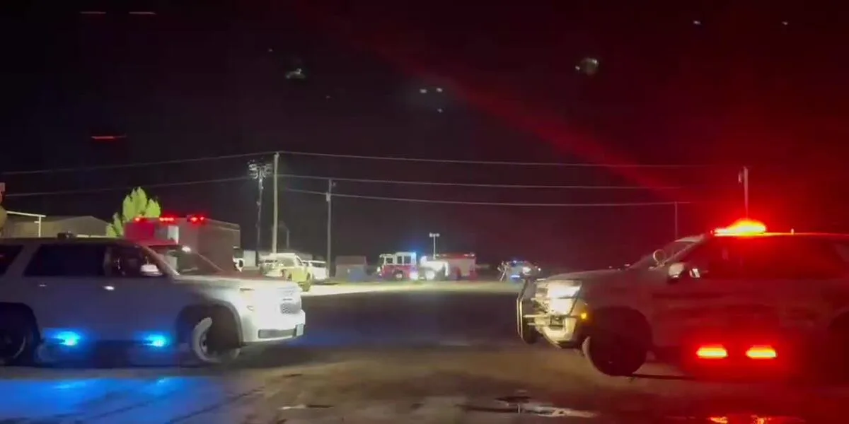 WITNESSES: Man killed in shooting near 42nd Street and Mark Twain Street