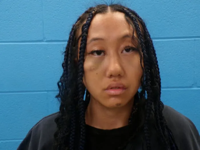 Seguin police officers arrest 2 suspects accused of human trafficking, sexual assault