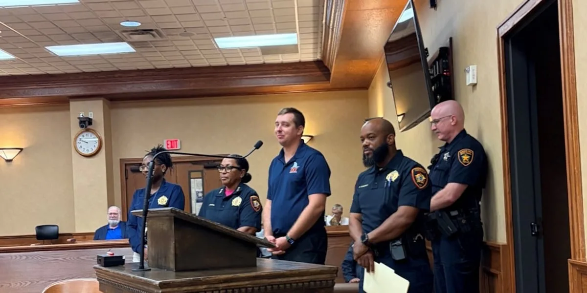 Smith County constable introduces program to recognize kindness in students