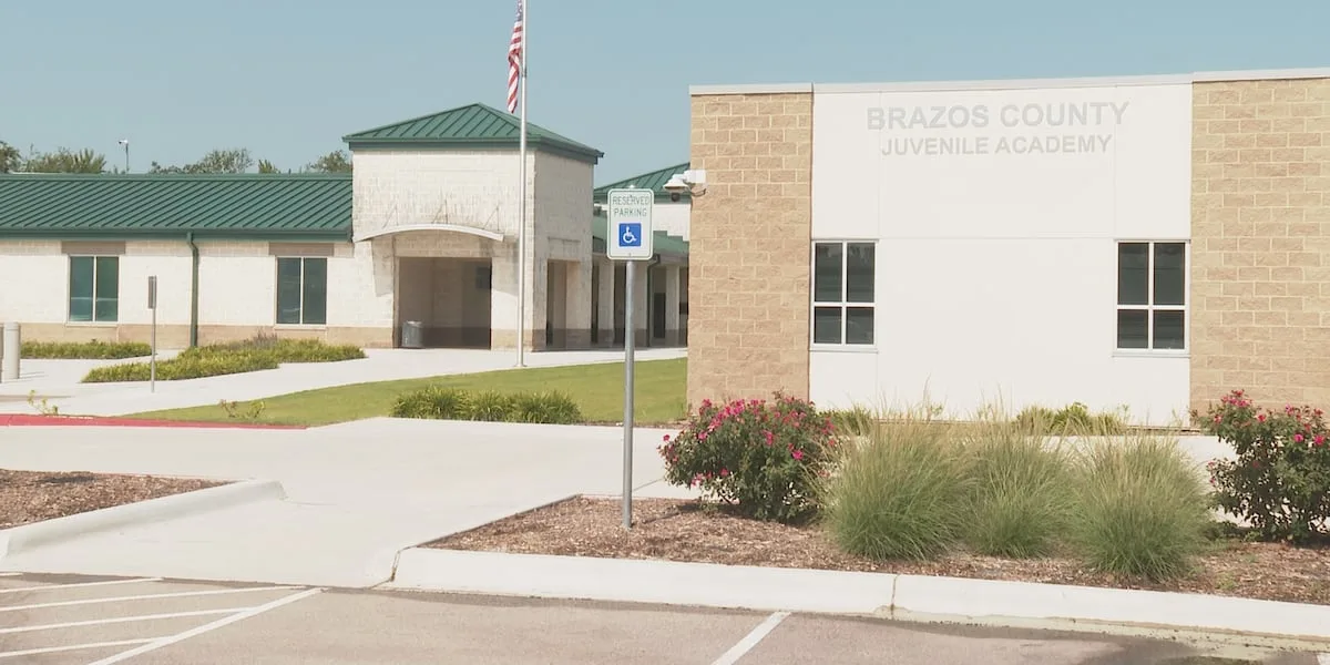 Brazos County juvenile detention employee accused of giving THC edible to detainee