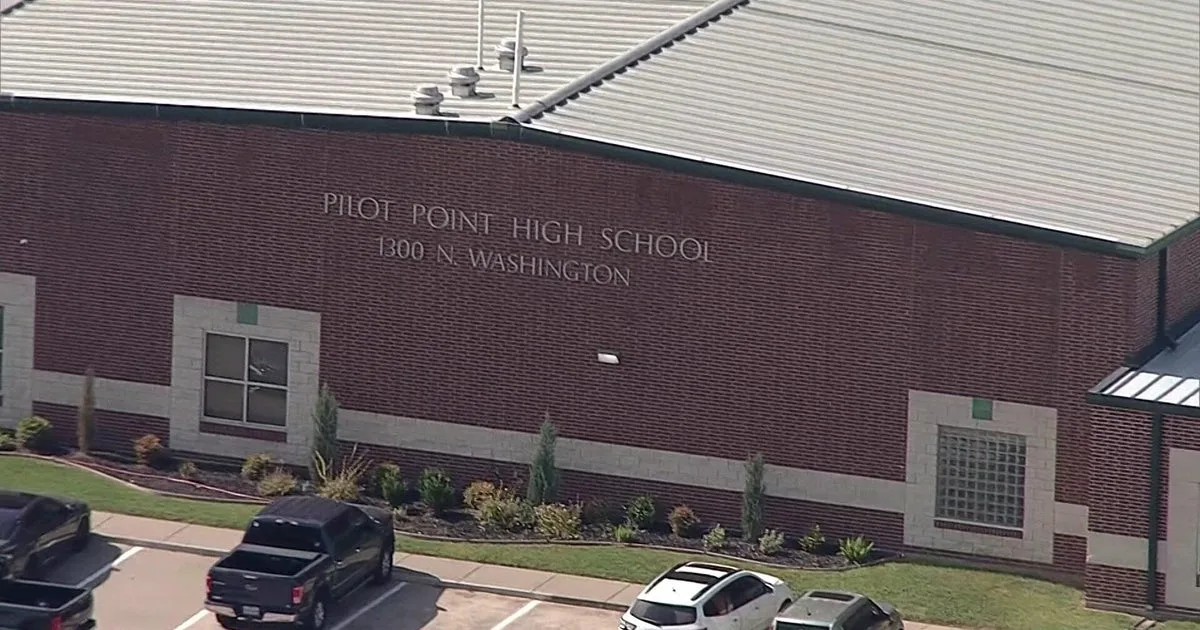 North Texas superintendent, school police chief on leave over unspecified allegations