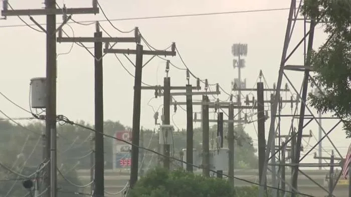 Reactions flowing in after Gov. Abbott announces plan to break up energy sector in San Antonio, Austin