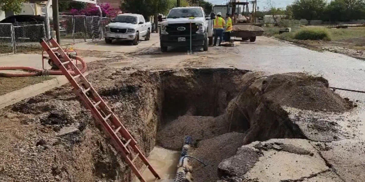 Water restored after main break caves in street in District 4
