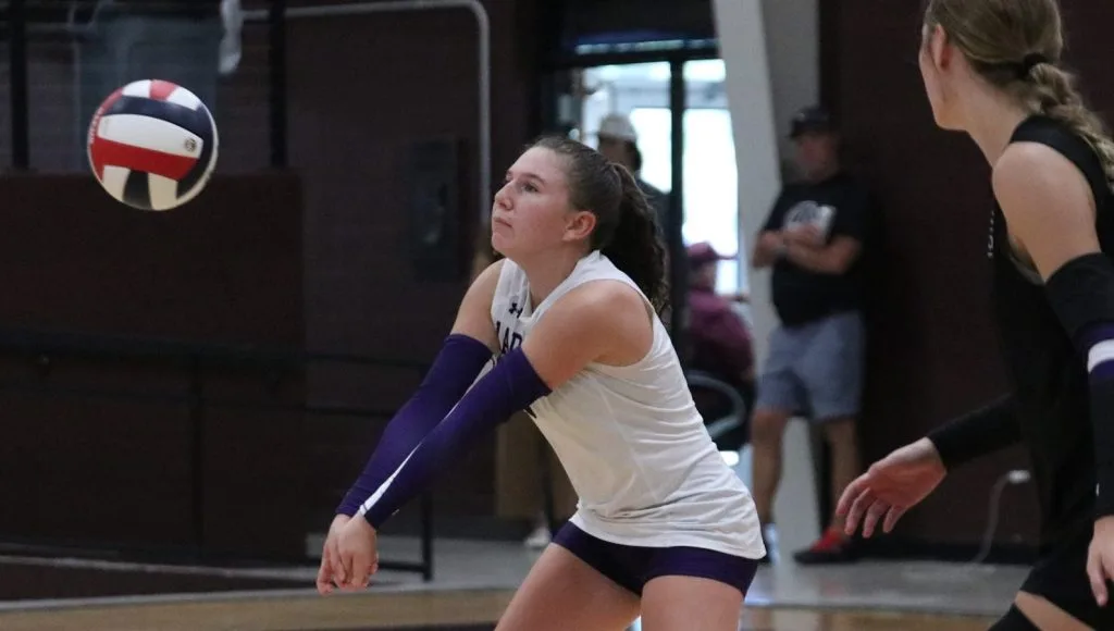 No. 3 Lady Horns dealt first loss of season by district rival Tolar