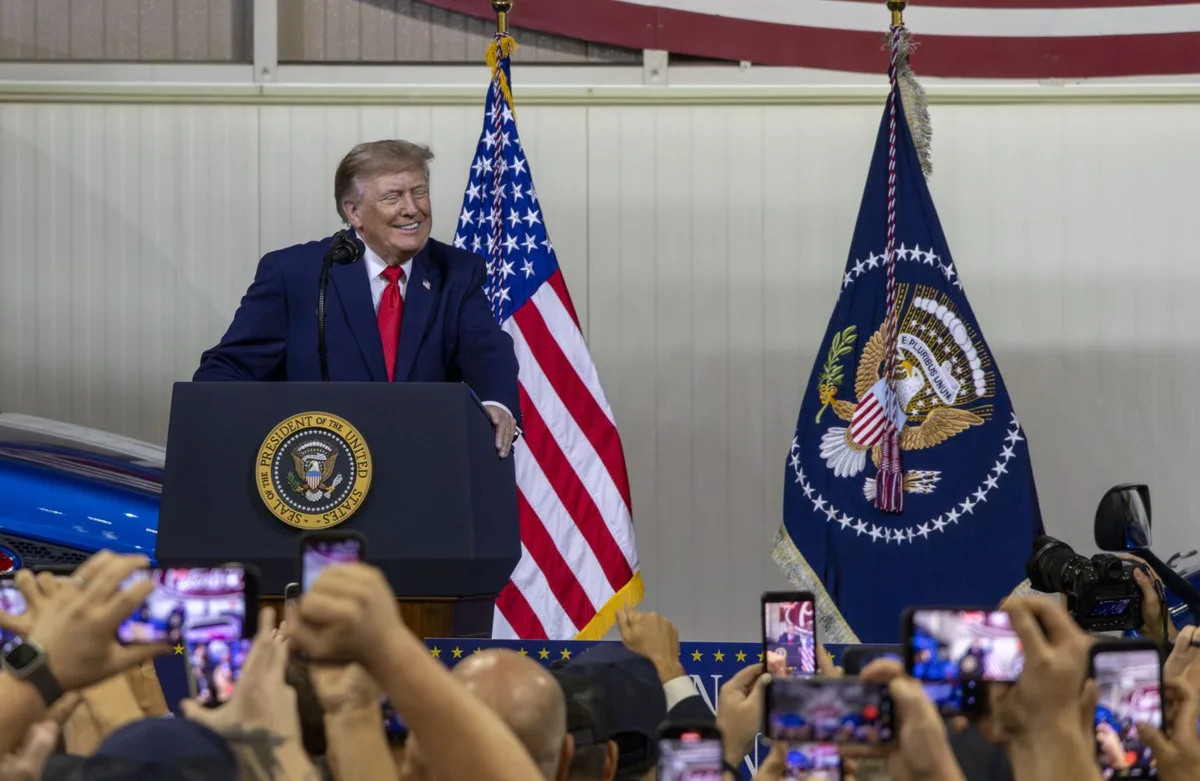 In Denton, President Donald Trump boasts economic policy, promotes Ken Paxton