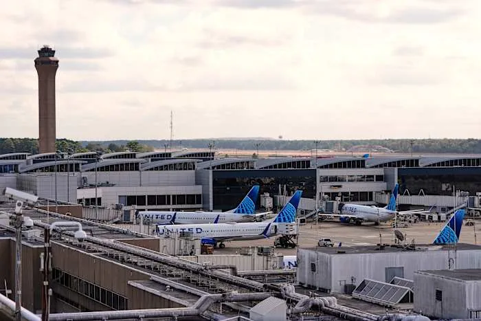 Gov. Greg Abbott orders review of state grants to Bush Intercontinental Airport over Islamic washing facilities