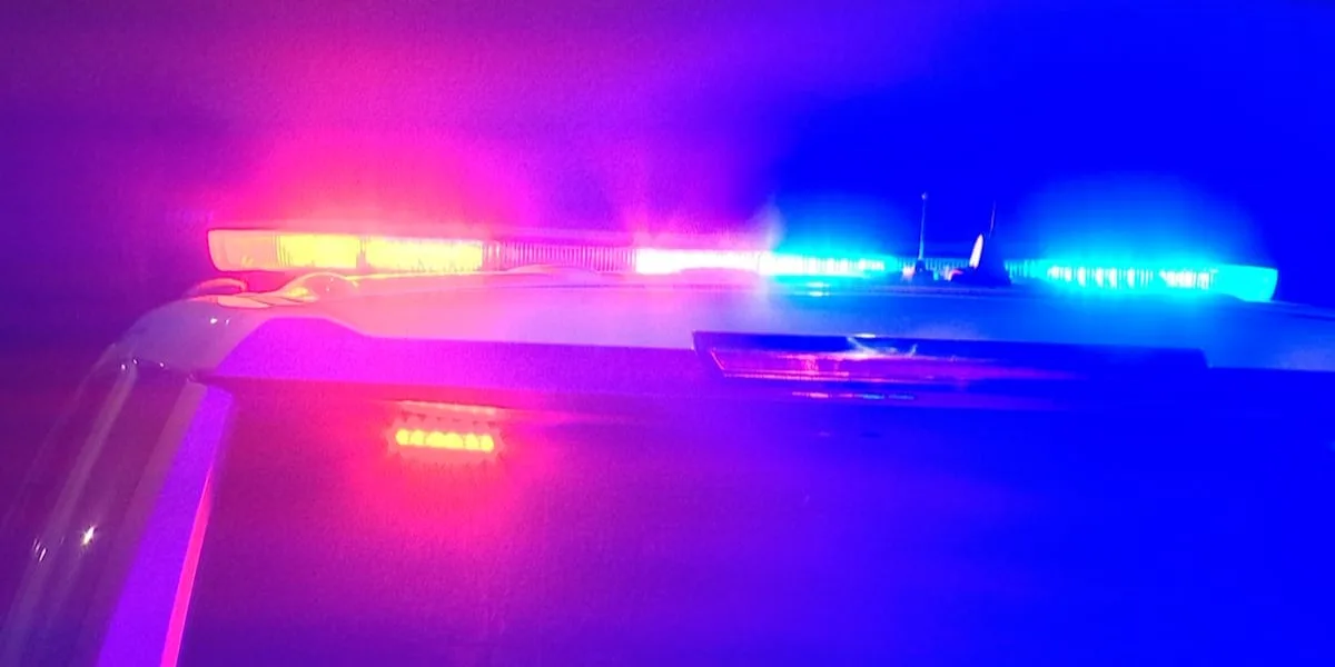 3 arrested after man shot in Snyder