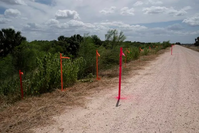 Feds may build border wall through South Texas refuge as original plan stalls in court
