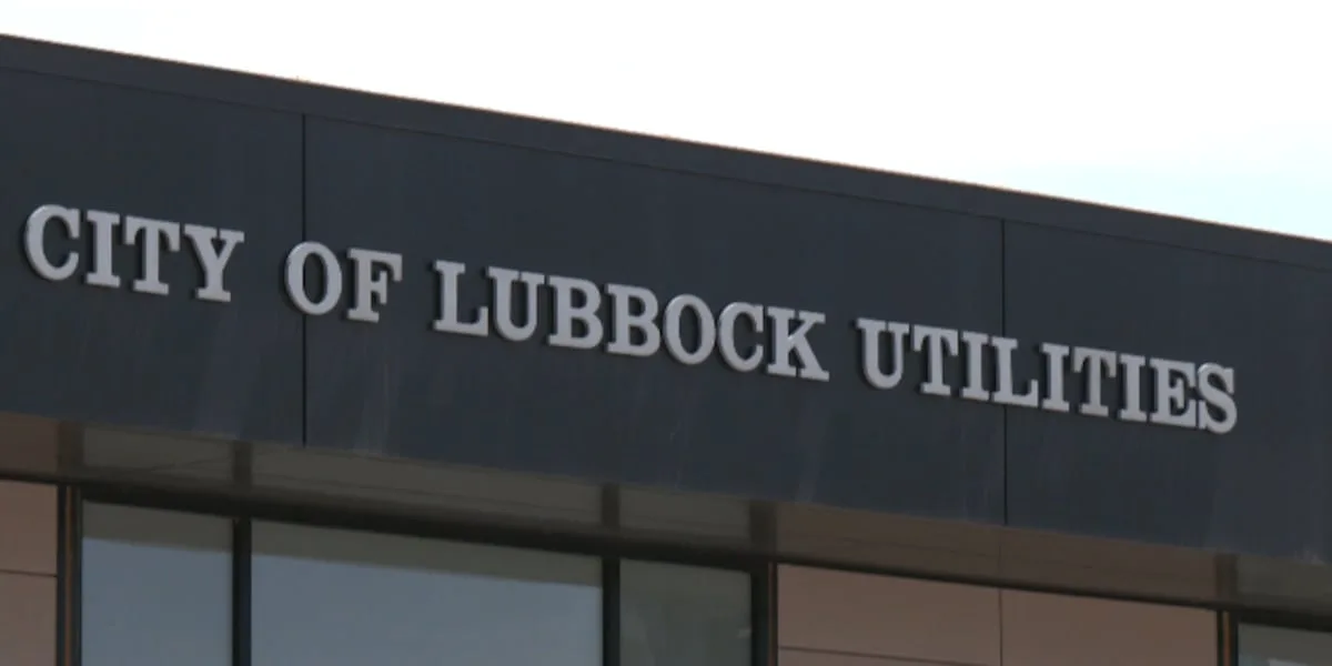Crews restore power in southwest Lubbock after multiple outages reported Friday morning