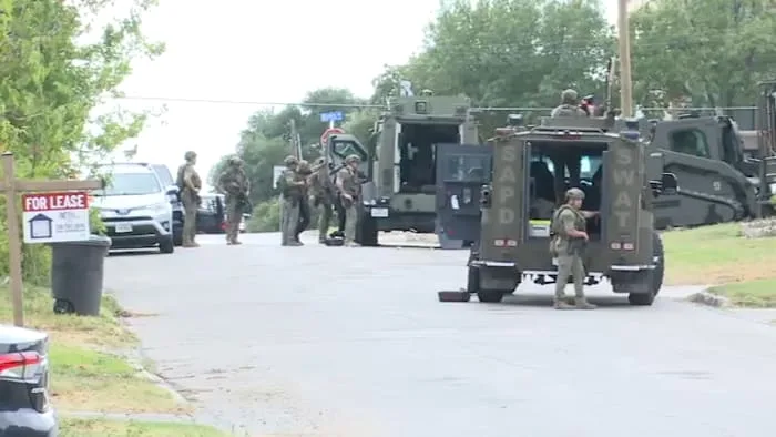 Active SWAT standoff at Beacon Hill home, SAPD says