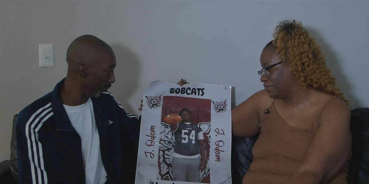 15-year-old football player with dreams of playing in the NFL dies after getting trapped in house fire