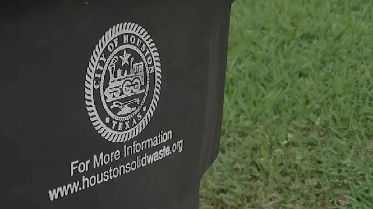 S&P gives Houston utility fund negative outlook, warns water and sewer rates could rise