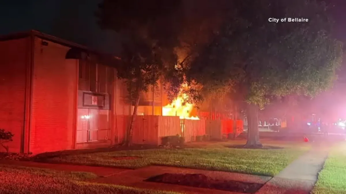 16 apartment units damaged in Bellaire fire, 2 firefighters injured, city officials say