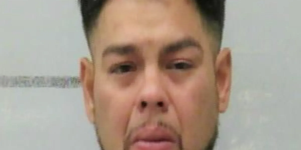 MAN ARRESTED FOR INTOXICATION ASSAULT AFTER EARLY-MORNING CRASH IN WEST LUBBOCK