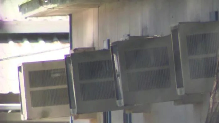 Some Houston ISD students at Anderson Elementary deal with A/C issues