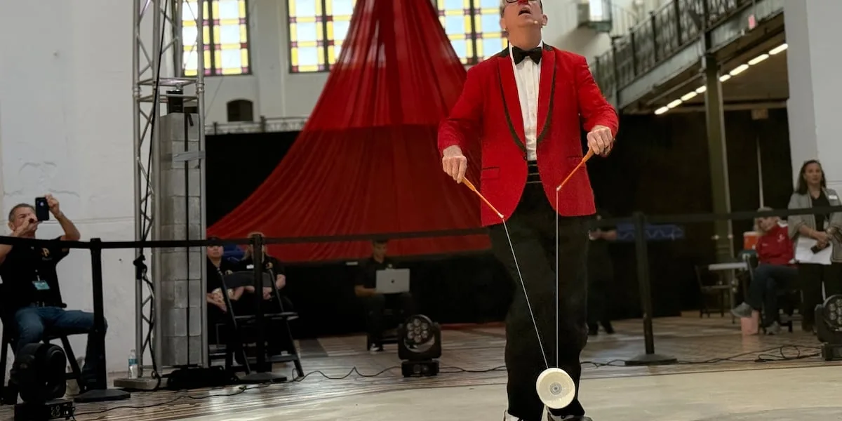 Smithsonian program shows behind-the-scenes work of running a circus
