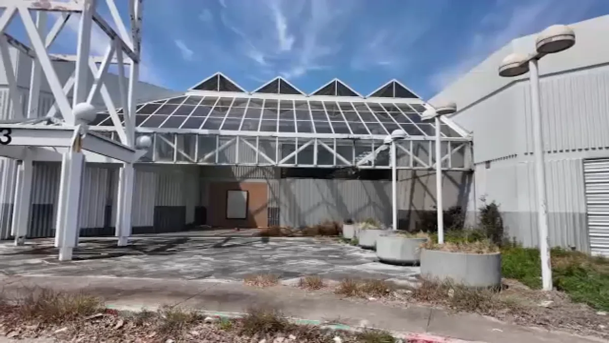 Greenspoint Mall set for demolition Tuesday; site to be redeveloped into $150M industrial park