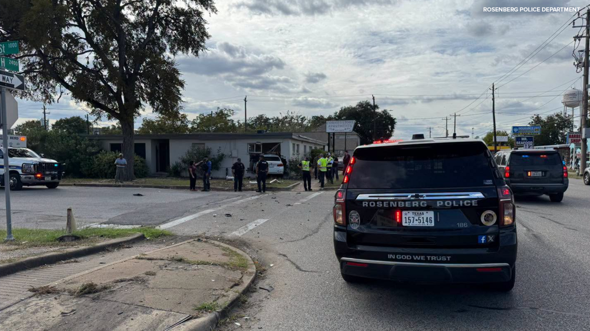 Car crashes into building and prompts road closures in Rosenberg, police say