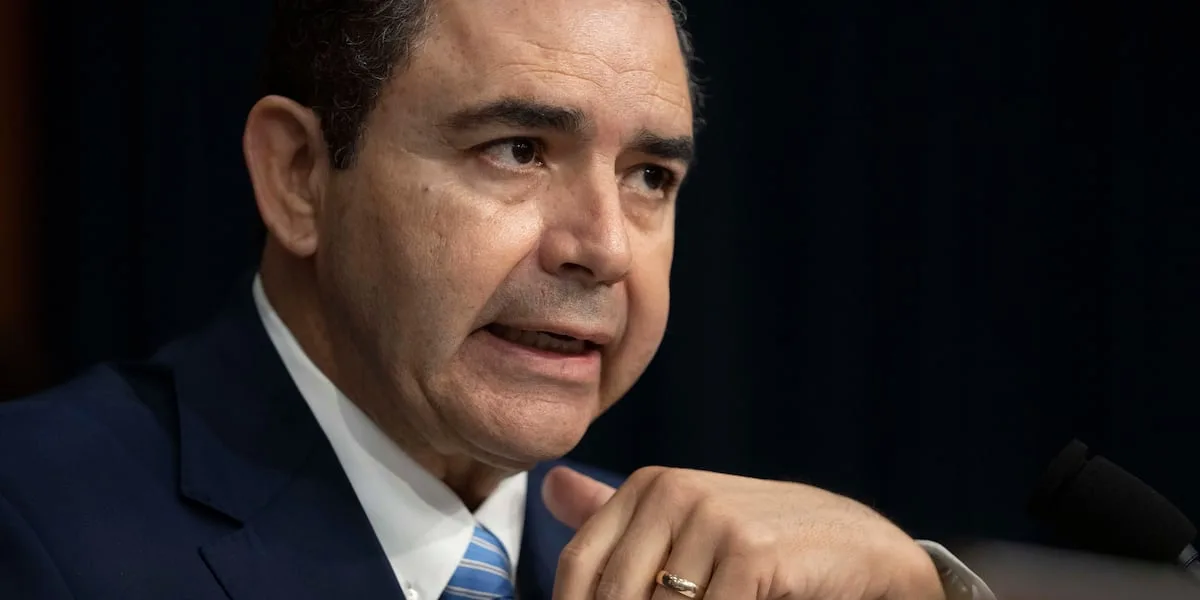 World Trade Bridge suspension costs Laredo business, Congressman Cuellar says