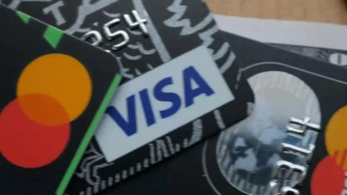 Texans carry nearly $7,000 in average credit card debt. Could a HELOC help?