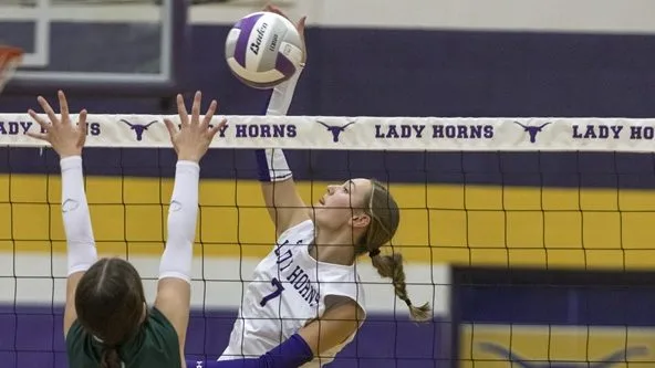 Undefeated Lady Horns push win streak to 15 with two more wins at Dublin tournament