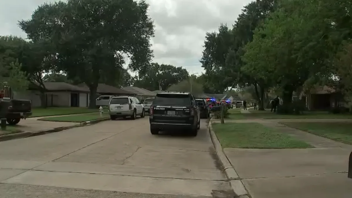 1 person injured and another detained in shooting in Sugar Land, police says