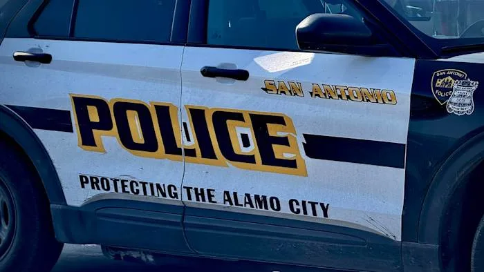 Records: SAPD officer suspended after looking up police reports involving girlfriend, her ex-husband