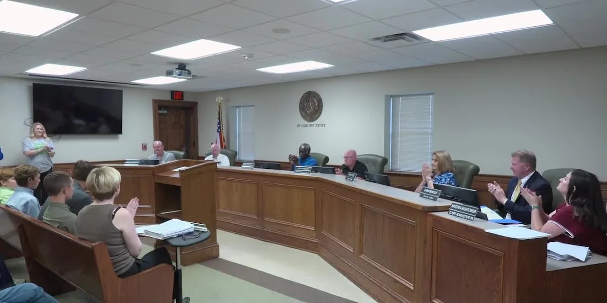 4-H members thank Nacogdoches County officials for declaring upcoming National 4H Week