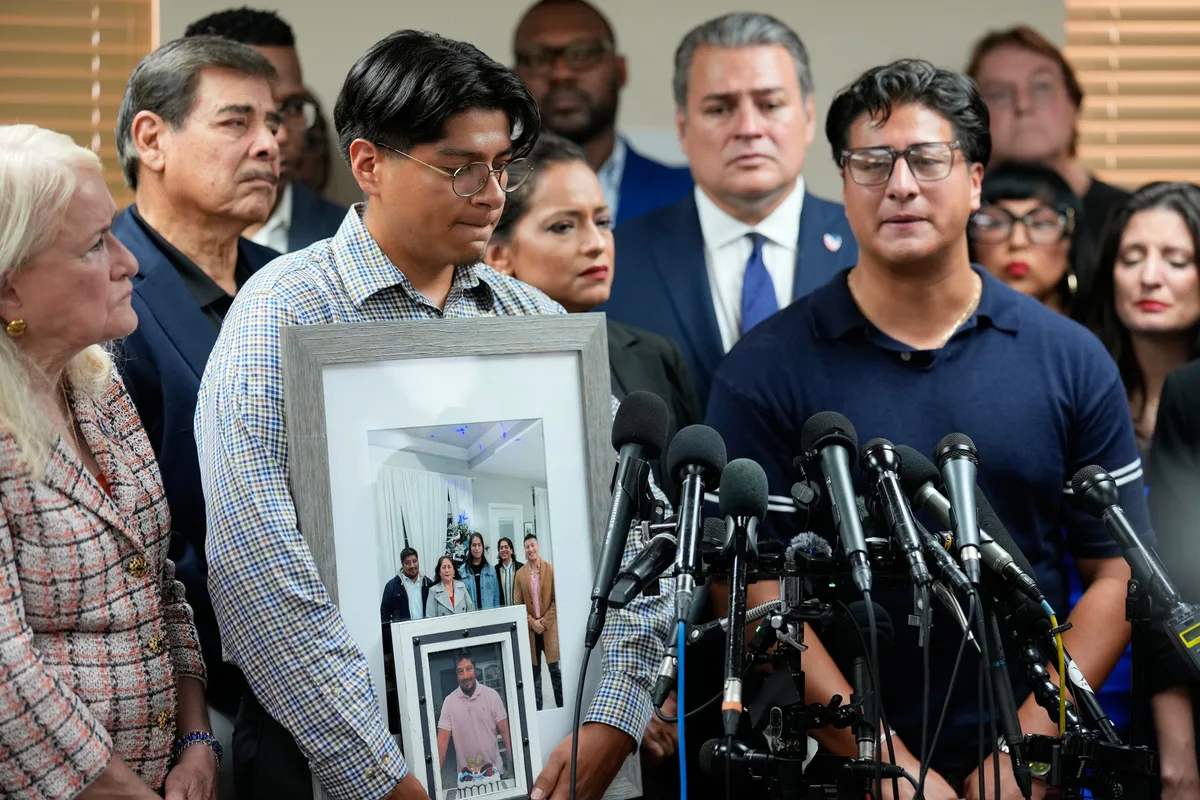 Houston shooting marks at least the 8th fatality in US immigration sweeps