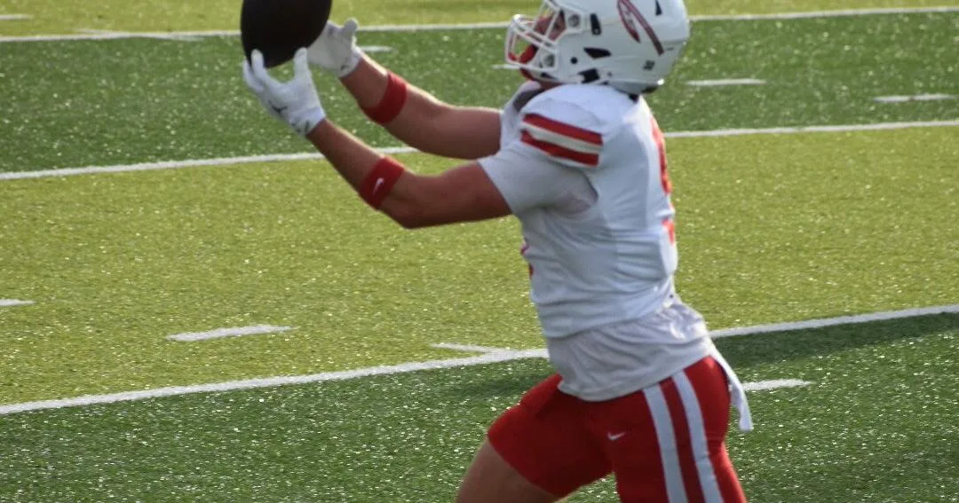 Indians kick off district play with 32-19 victory over Owls