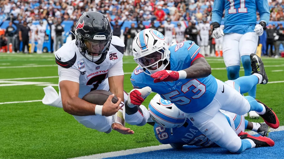 Stroud runs for a TD, throws for another as Houston beats Titans for 1st win of season