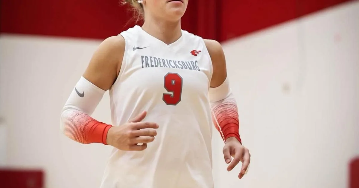 FHS volleyball team drops two district matches