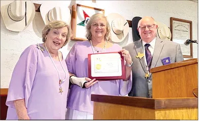 EASTERN STAR HONORS AVERY