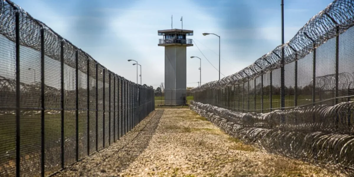 Federal judge orders Texas to air condition all prisons by the end of 2029