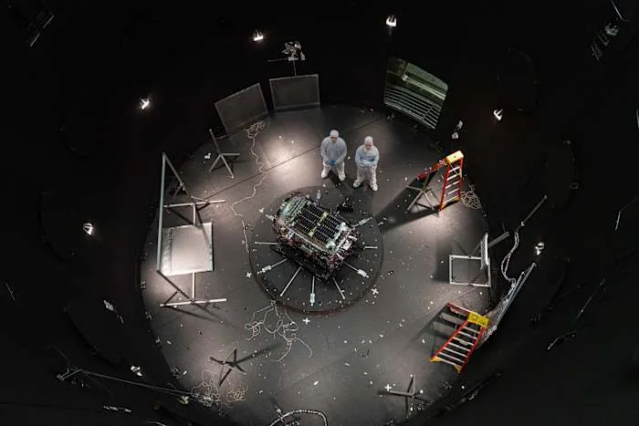 Rescue satellite gets close to NASA's doomed telescope, even if it can't save it