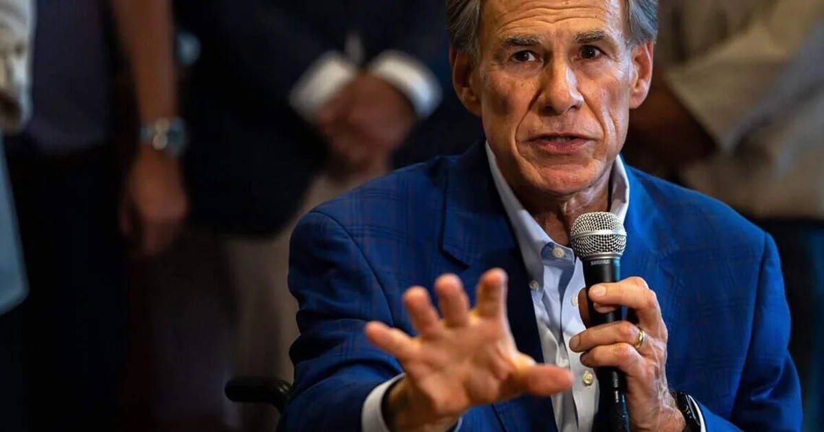 Texas governor seeks 10-year minimum sentence for educators convicted of improper student relationships